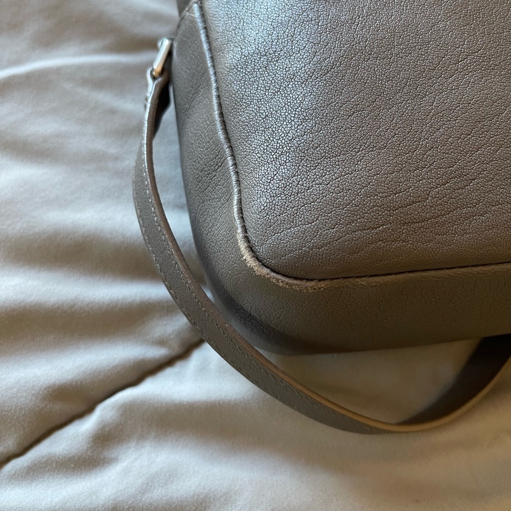 Genuine Leather YSL purse - Picture 7 of 7